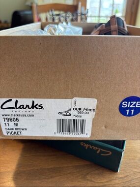Clarks Dark Brown Picket Womens Shoes size 11
